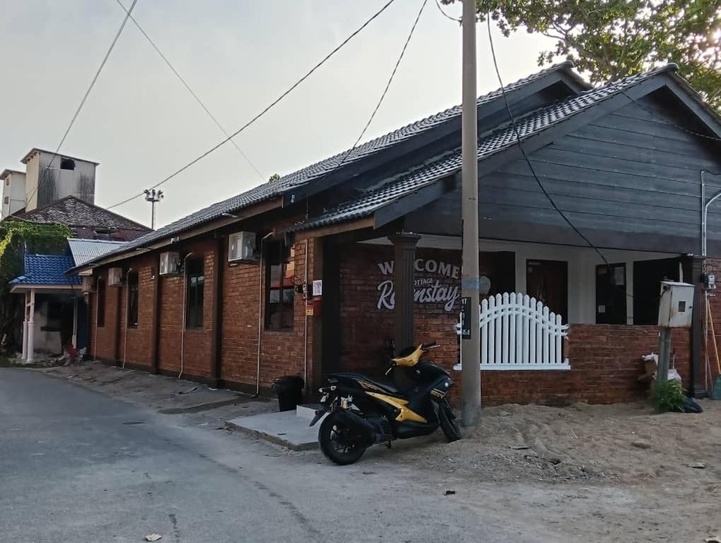 Roomstay By Abe Cottage Kampung Kuala Besut ภายนอก รูปภาพ