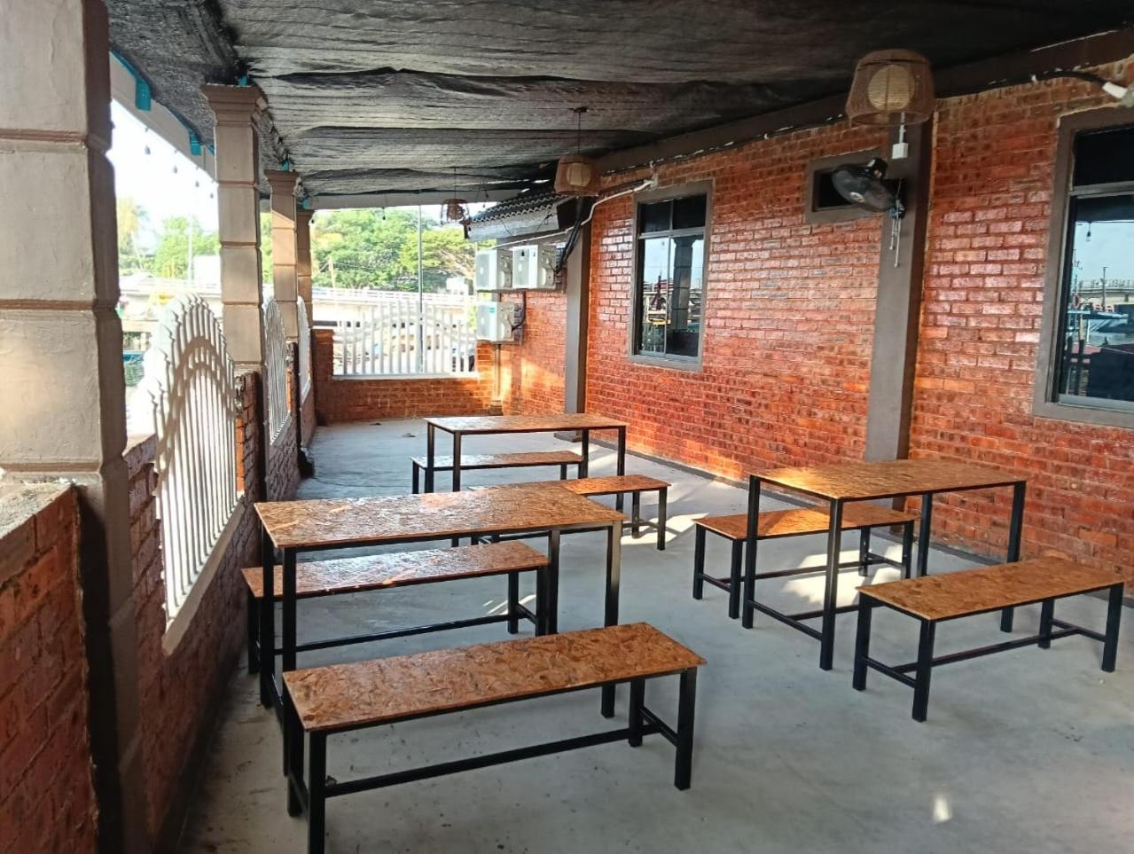 Roomstay By Abe Cottage Kampung Kuala Besut ภายนอก รูปภาพ